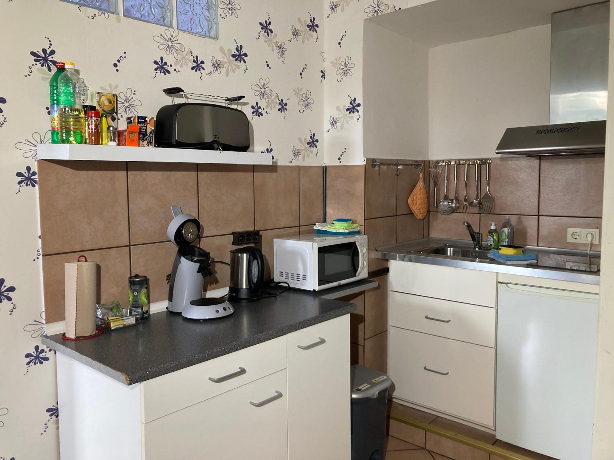 Haus Krabbe: Pet-Friendly Apartment with Free Parking Wremen Exterior photo